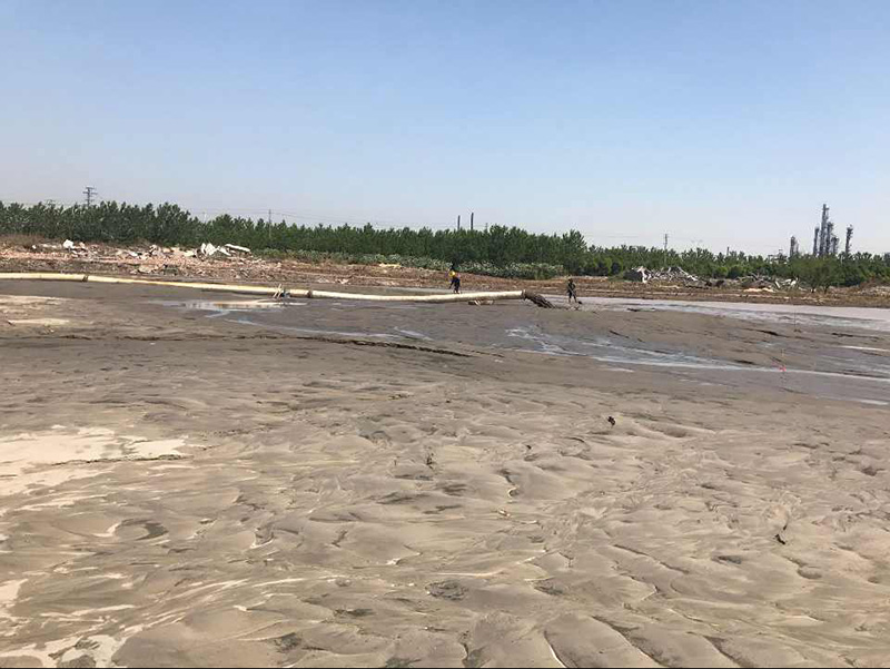 泰興市金燕倉儲有限公司液體化工碼頭內(nèi)檔泊位前沿疏浚采砂工程